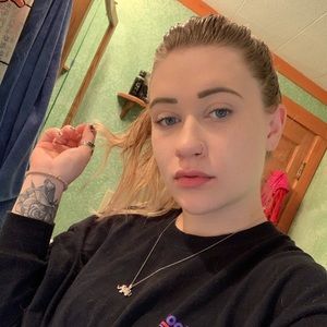 Meet your Posher, Madison